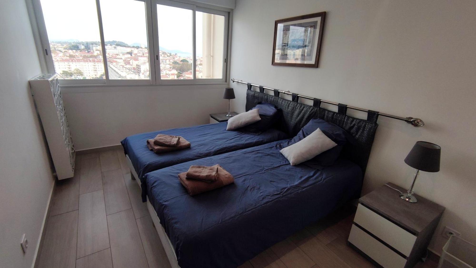 Appartement Spacieux T5, 3 - Vue Panoramique Sur La Rade De *